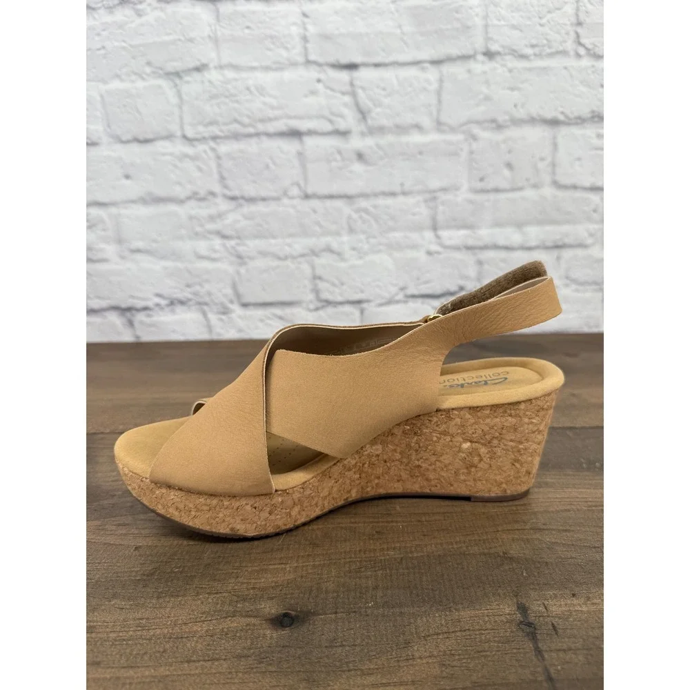 Clarks Collection Annadell Eirwyn Wedge Sandals Women's 8W Tan Cork Slingback